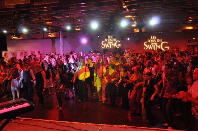 min 2010 11 13 fous swing 194